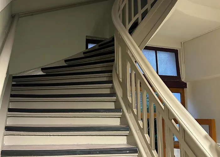 Schoenhouse Avenue - Digital Access