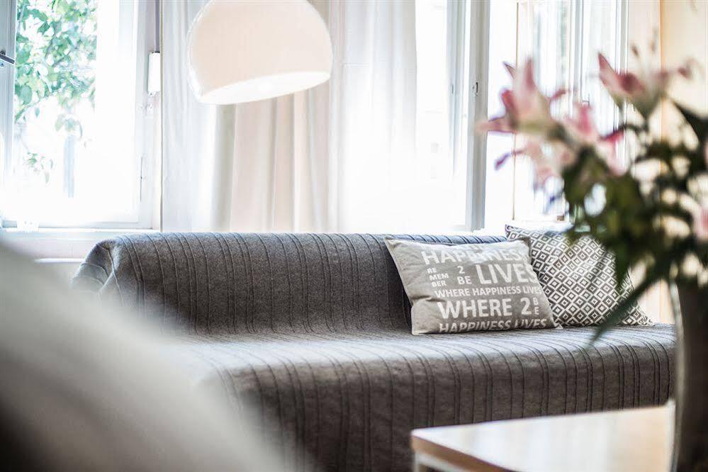 Schoenhouse Avenue - Digital Access * Berlino